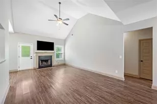 1010 Holliday Pass, Griffin, GA 30223 - Photo 7