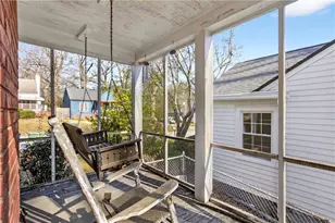 804 Berkeley Ave NW, Atlanta, GA 30318 - Photo 15