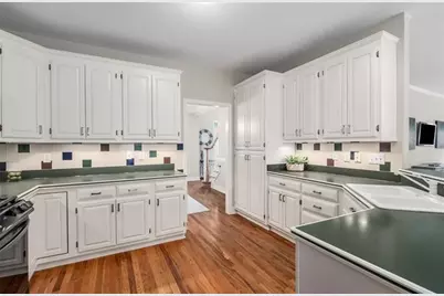 8070 Lakemont Close, McDonough, GA 30253 - Photo 11