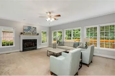 8070 Lakemont Close, McDonough, GA 30253 - Photo 7