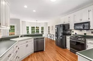 8070 Lakemont Close, McDonough, GA 30253 - Photo 13