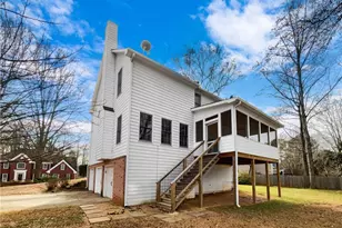 1370 Providence Dr, Lawrenceville, GA 30044 - Photo 11