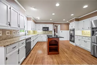 2205 Parliament Drive, Lawrenceville, GA 30043 - Photo 25