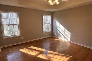 4735 Hidden Creek Ct, Loganville, GA 30052 - Photo 15