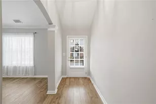 102 Courtyard Ln, Woodstock, GA 30189 - Photo 5