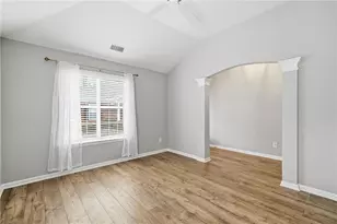 102 Courtyard Ln, Woodstock, GA 30189 - Photo 7