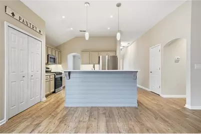 102 Courtyard Lane, Woodstock, GA 30189 - Photo 13
