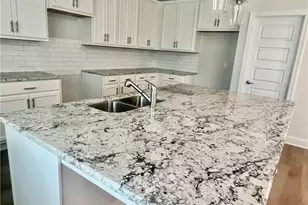 476 Lawson Dr, Mansfield, GA 30055 - Photo 3