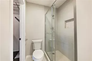 162 Amherst Pl NW, Atlanta, GA 30327 - Photo 17