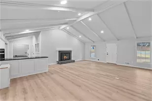 1180 Lake Shore Cir, Gainesville, GA 30501 - Photo 3