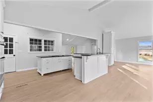 1180 Lake Shore Cir, Gainesville, GA 30501 - Photo 7