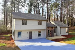 5257 Post Ridge Ct, Stone Mountain, GA 30088 - Photo 3