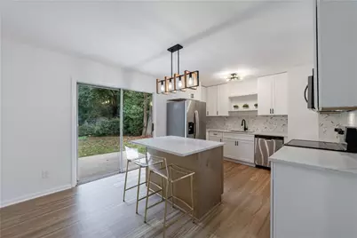 4360 Sasanqua Court, Tucker, GA 30084 - Photo 9