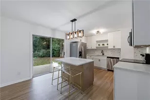 4360 Sasanqua Ct, Tucker, GA 30084 - Photo 9