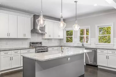 207 Mellrich Avenue NE, Atlanta, GA 30317 - Photo 9