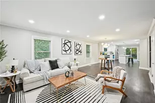 376 Pine St NE, Marietta, GA 30060 - Photo 3