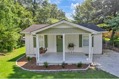 376 Pine Street NE, Marietta, GA 30060 - Photo 1