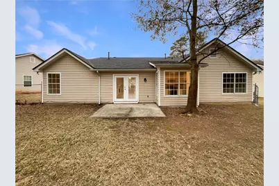 2015 Briar Ridge Way SW, Atlanta, GA 30331 - Photo 5