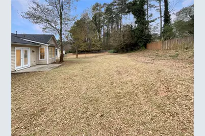2015 Briar Ridge Way SW, Atlanta, GA 30331 - Photo 7