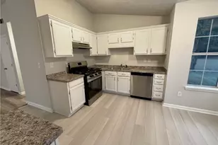 2015 Briar Ridge Way SW, Atlanta, GA 30331 - Photo 17