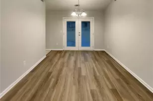 2015 Briar Ridge Way SW, Atlanta, GA 30331 - Photo 11