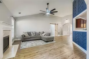 1790 Hickory Station Cir, Snellville, GA 30078 - Photo 3