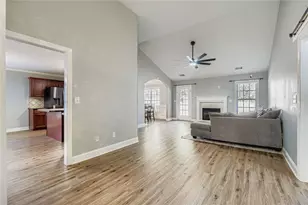 1790 Hickory Station Cir, Snellville, GA 30078 - Photo 7