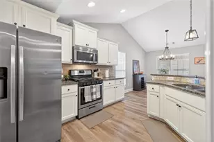 4747 Lost Creek Dr, Gainesville, GA 30504 - Photo 15