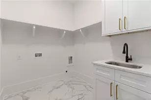 828 Braselton Hwy, Lawrenceville, GA 30043 - Photo 17