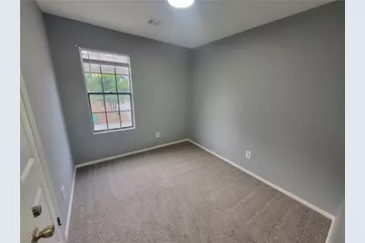 1085 Mainstreet Valley Drive, Stone Mountain, GA 30088 - Photo 15