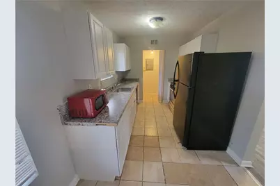 1085 Mainstreet Valley Drive, Stone Mountain, GA 30088 - Photo 11