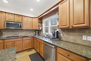 306 Crown Ct, Canton, GA 30115 - Photo 23