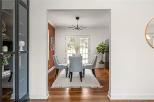 1096 Walker Dr, Decatur, GA 30030 - Photo 11