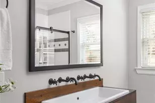 1096 Walker Dr, Decatur, GA 30030 - Photo 25