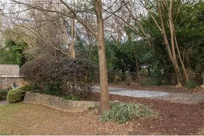 1096 Walker Drive, Decatur, GA 30030 - Photo 37