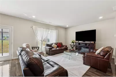 79 Auburn Crossing Drive, Auburn, GA 30011 - Photo 9