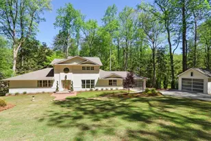 1007 Somerset Dr NW, Atlanta, GA 30327 - Photo 1