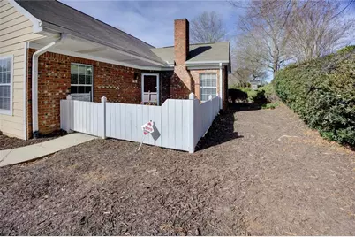 2191 Rockbridge Road #102, Stone Mountain, GA 30087 - Photo 3