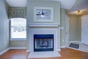 2191 Rockbridge Rd, Stone Mountain, GA 30087 - Photo 9