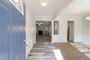 2819 Ashleigh Ln, Alpharetta, GA 30004 - Photo 3