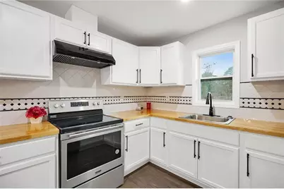 766 Longleaf Drive, Forest Park, GA 30297 - Photo 11