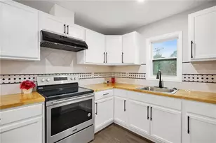 766 Longleaf Dr, Forest Park, GA 30297 - Photo 11