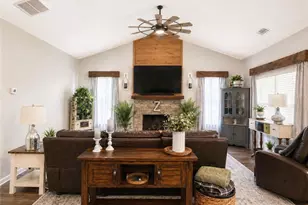413 Adler Pt, Carrollton, GA 30117 - Photo 3