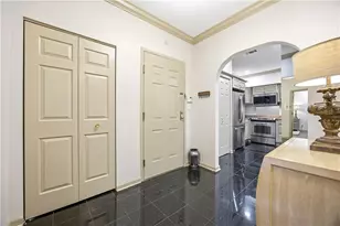 2499 Peachtree Road NE, Atlanta, GA 30305 - Photo 13