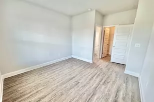 813 Brittany Nichole Ct, Bonaire, GA 31005 - Photo 5