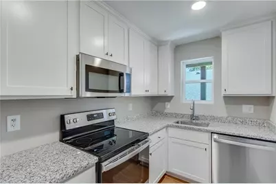 710 Jesse Jewell Parkways SE #110, Gainesville, GA 30501 - Photo 7