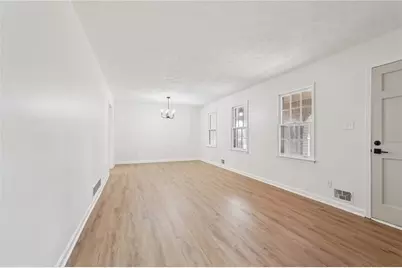 2576 Ashworth Lake Road, Snellville, GA 30078 - Photo 5