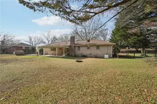 2576 Ashworth Lake Rd, Snellville, GA 30078 - Photo 37