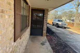 1085 Eastview Rd NE, Conyers, GA 30012 - Photo 11