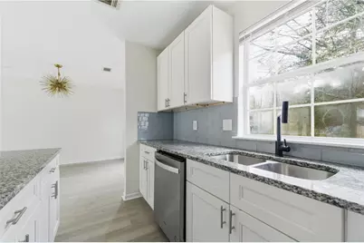 2670 Ivydale Court SW, Atlanta, GA 30311 - Photo 11